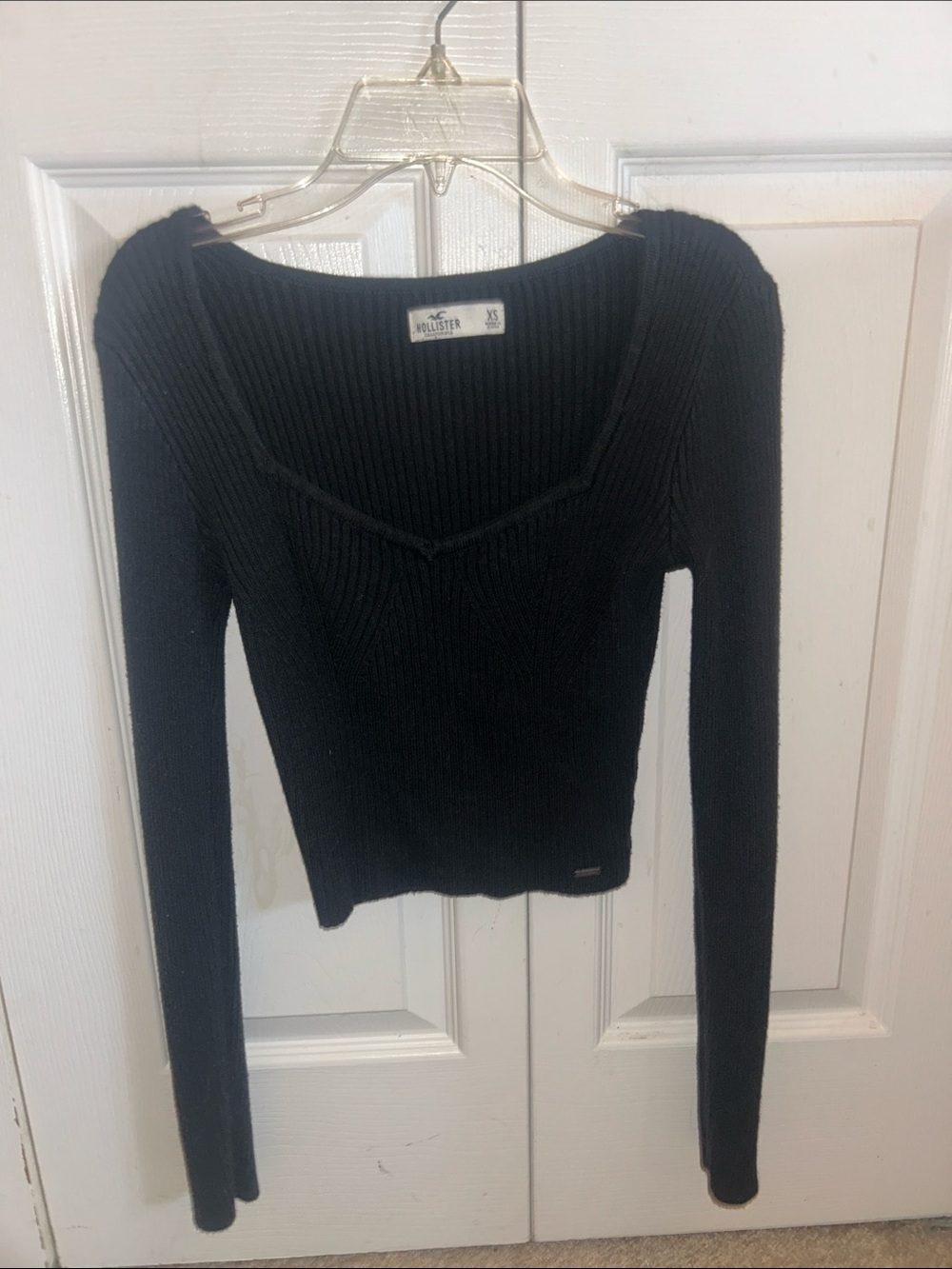 Hollister Black Ribbed V-Neck Slim Long Sleeve Top